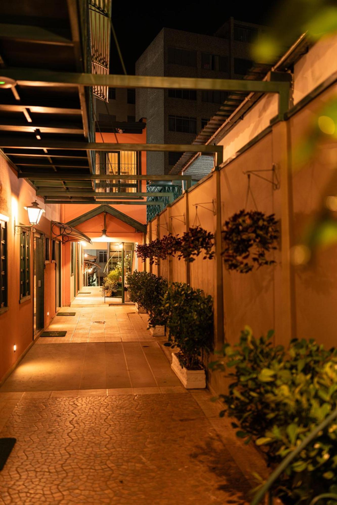 Villa Ida Acomodacoes, Suites Aconchegantes E Charmosas No Centro แซร์ฮาเนกรา ภายนอก รูปภาพ